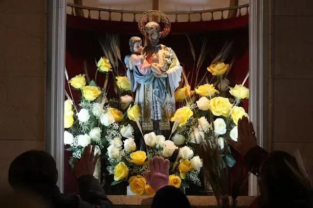 La Fuerza de la Oración: Conectando con San Cayetano