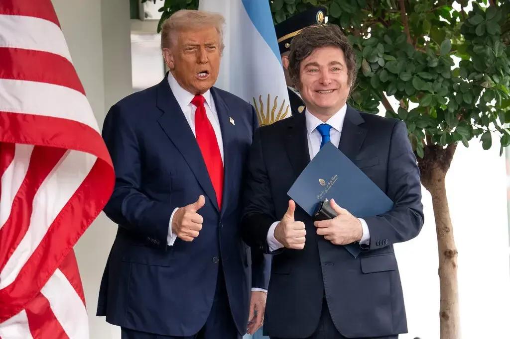 The mirage of the dollar: Argentina between ideological orthodoxy and external dependency.